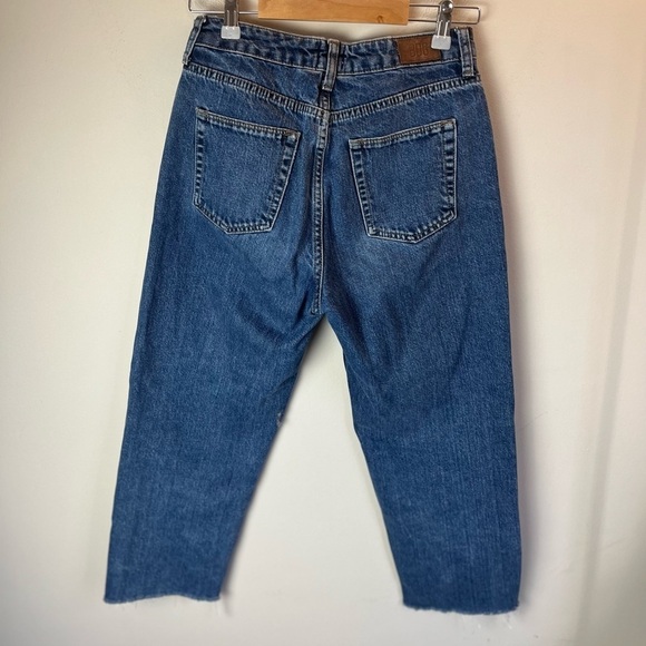 BDG | Pax High Rise Straight Leg Raw Hem Dark Wash Jeans - Size 27 - Picture 2 of 7
